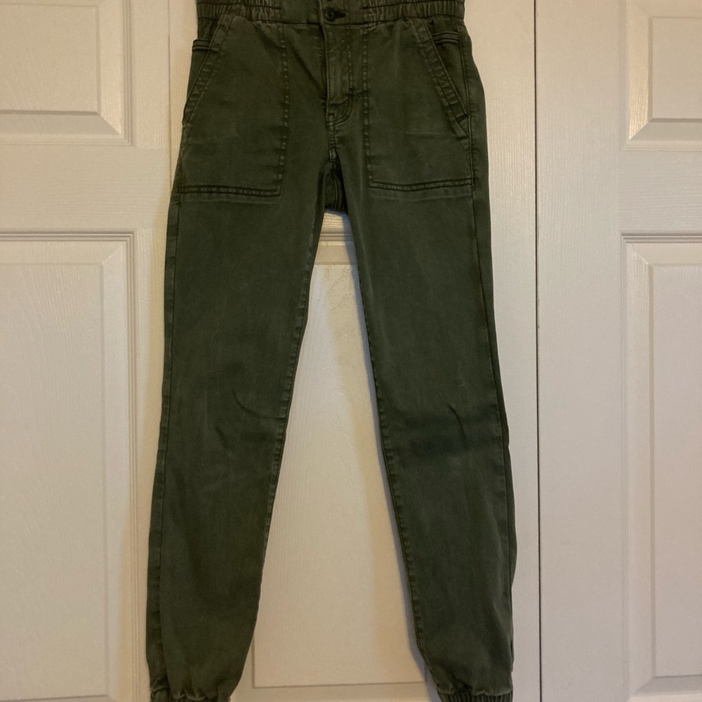 American Eagle Stretch Olive Pants